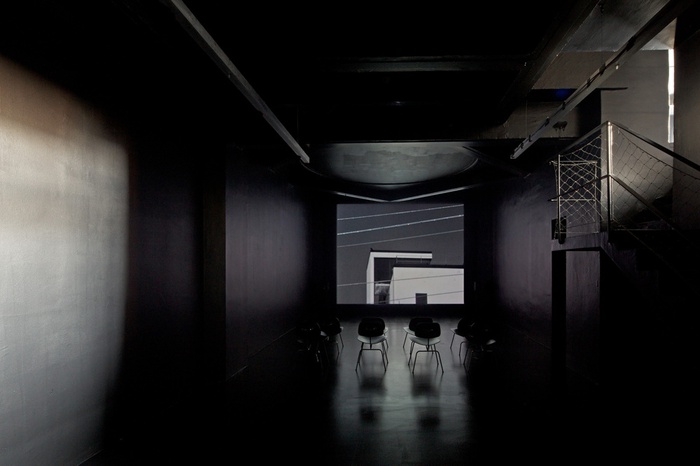 Blick in die Ausstellung "film foto foto film" im aut, Bildnachweis: Günter R. Wett