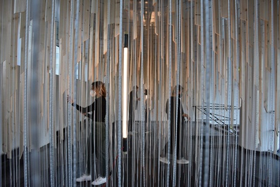 Eröffnungstag "Krater Fajan: Viel TamTam um Nichts" im aut