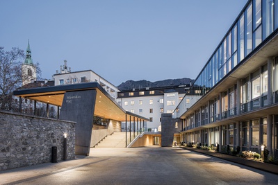 Bezirkshauptmannschaft Schwaz, Umbau und Erweiterung, Schwaz, 2017 – 2022 (Architektur: Thomas Mathoy Architekten)