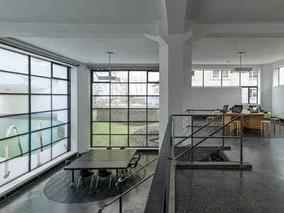 Blick in die Ausstelllung "Widerstand und Wandel. Über die 1970er-Jahre in Tirol" im aut