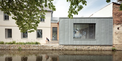Haus CC in Laa/Thaya, 2014, Hoffelner Schmid Architekten – © Kurt Kuball Haus CC in Laa/Thaya, 2014, Hoffelner Schmid Architekten