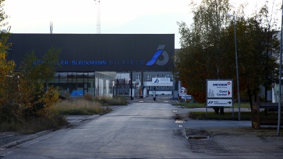 Schöller-Bleckmann, Ternitz; sue architekten und PURPUR.ARCHITEKTUR; 2013