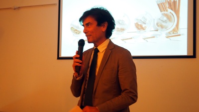 23. Juni 2016, Instituto Cervantes Viena, 01 – Begrüßung durch Carlos Ortega, Direktor des Instituto Cervantes Viena – © Foto: © Heidrun Schlögl | ORTE 23. Juni 2016, Instituto Cervantes Viena, 01 – Begrüßung durch Carlos Ortega, Direktor des Instituto Cervantes Viena