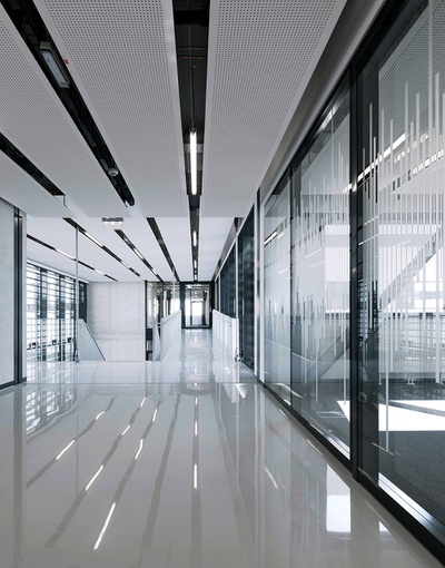 HOE Hoerbiger Firmengebäude, Wien 22, 2015