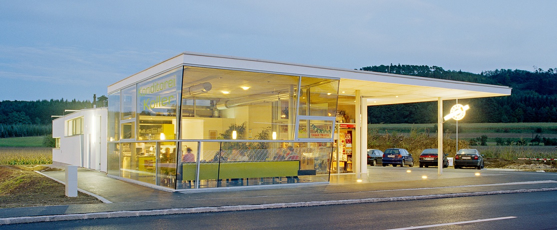 Multifunktionsobjekt u. Zahnarztpraxis, Paudorf, 2006 (Sam Ott-Reinisch Architekten) – © Hertha Hurnaus Multifunktionsobjekt u. Zahnarztpraxis, Paudorf, 2006 (Sam Ott-Reinisch Architekten)