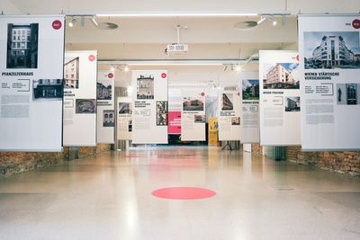 Ausstellungsansicht "Moderne Architektur in Salzburg"