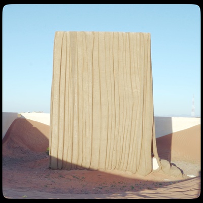 ORTE Filmvorfuehrung_ Beyond Eternity_Filmstill Project by DAAR in Al Madam desert