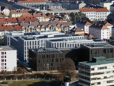 ORTE _Gehspraech_Campus Krems_Osterweiterung – © Heidrun Schlögl ORTE _Gehspraech_Campus Krems_Osterweiterung