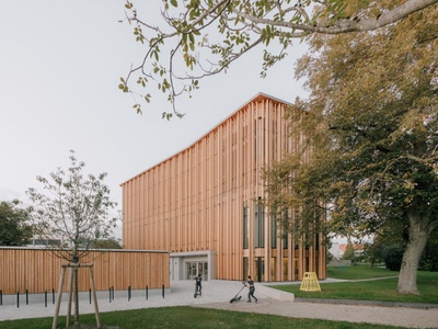 ORTE Bauvisite_ KinderKunstLabor Exterior_St Poelten_Schenker Salvi Weber Architekten – © Patrick Johannsen ORTE Bauvisite_ KinderKunstLabor Exterior_St Poelten_Schenker Salvi Weber Architekten