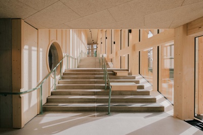 ORTE Bauvisite_ KinderKunstLabor Treppenspirale_St Poelten_Schenker Salvi Weber Architekten – © Patrick Johannsen ORTE Bauvisite_ KinderKunstLabor Treppenspirale_St Poelten_Schenker Salvi Weber Architekten