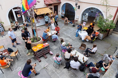 ORTE_bauvisite_ tangente festivalzentrum st poelten_löwinnenhof