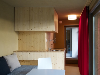 basecamp 42 - Gartenhaus in Wiener Neustadt, Gebäude und Einrichtung,  2014