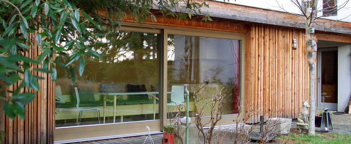 basecamp 42 - Gartenhaus in Wiener Neustadt, Gebäude und Einrichtung