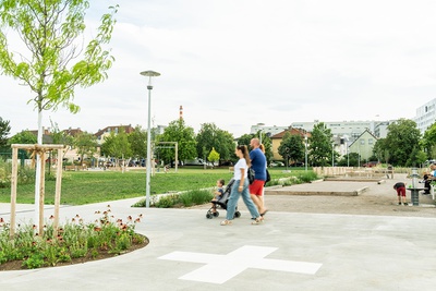 Sturm 19 Park St. Pölten: Neuer Park mit Spiel- und Aufenthaltsplätzen sowie Biodiversitätsflächen, 2024