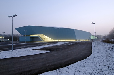 Eishalle, St. Pölten, 2007 (Sam Ott-Reinisch Architekten)