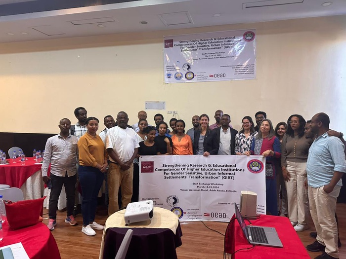 Projekttreffen mit äthiopischen HochschulpartnerInnen in Addis Ababa im März 2024, im Rahmen des Projektes GIRT
