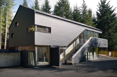 Whistlerhaus, Kanada