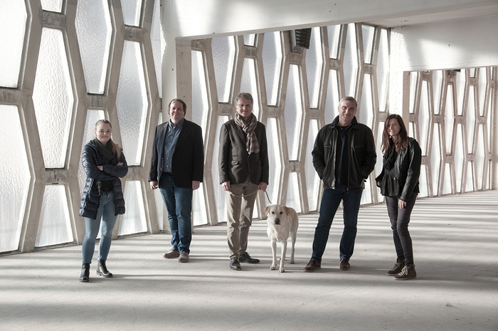 Team Architekturbüro Pfoser, aufgenommen im Wesely-Haus, St. Pölten (v.l.n.r.: Lena Kalchhauser, Dieter Krückel, Wolfgang Pfoser, Ludovit Paulis, Ines Maria Hochreiter)