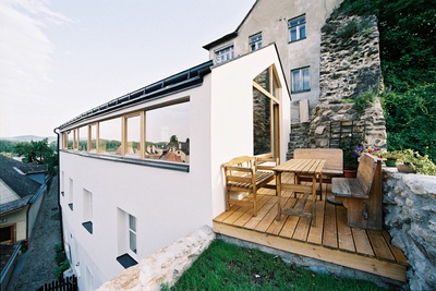 Dachgeschoßwohnung Stein-Schloßberg – © Foto: einszueins architektur, Dachgeschoßwohnung Stein-Schloßberg, Architekten: Katharina Bayer, Markus Zilker Dachgeschoßwohnung Stein-Schloßberg
