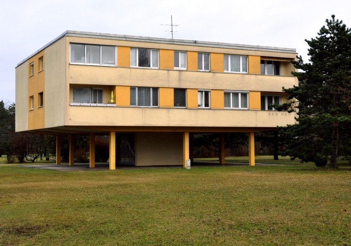 "Südstadt, Stelzenhaus" - Maria Enzersdorf, Generalplanung: Gustav Peichl, Wilhelm Hubatsch und Franz Kiener, 1960-1976