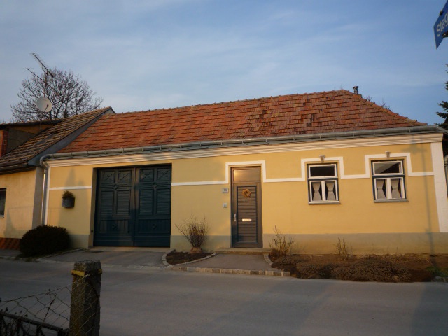 Einfamilienhaus Unterolberndorf Eingang Altbau | hochholdinger knauer engl architekten