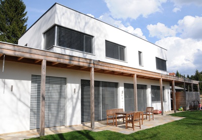 Haus Kaltenegger Gablitz von Westen | architecture martin rührnschopf