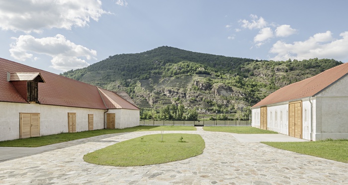 Pfarrstadeln und Pfarrgarten Mitterarnsdorf