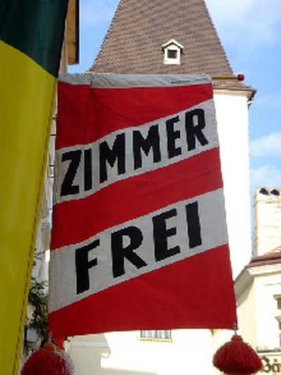 fahne_kl.jpg fahne_kl.jpg