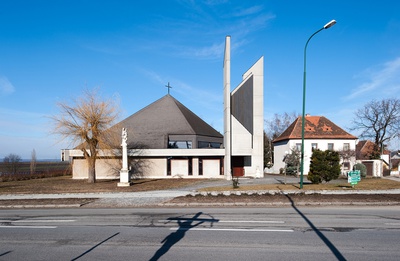Pfarrkirche - Jetzelsdorf, Arch. Hans Hoffmann, 1976