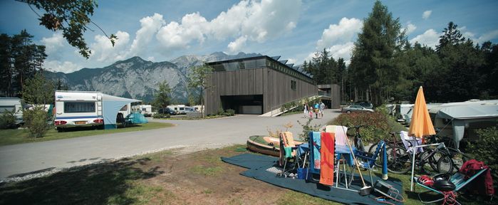 Hauptgebäude und Badehaus Natterer See, Innsbruck