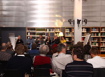 Glück gelingt selten allein – Foto: © ORTE, 2015