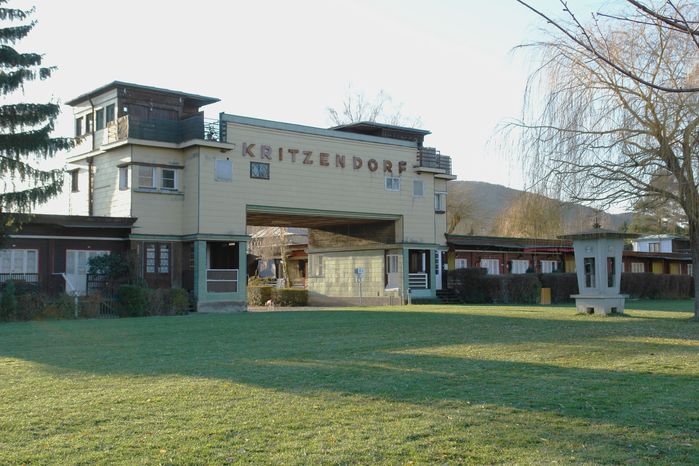 Strombad Kritzendorf; Arch: Heinz Rollig