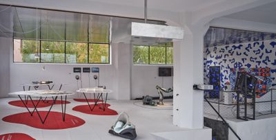 Blick in die Ausstellung "Potenziale 3" mit den Beiträgen des Urban-Landscape Labs und des Robotic Labs auf dem "Common Ground" des Intervention Labs