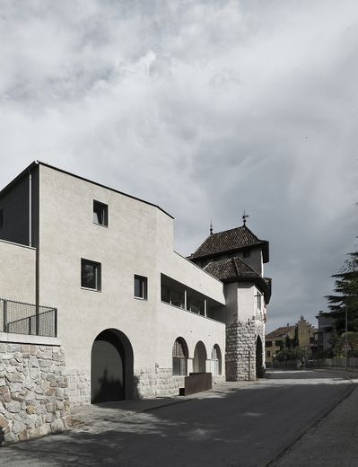 Meran: Wohnhaus K, Höller und Klotzner Architekten