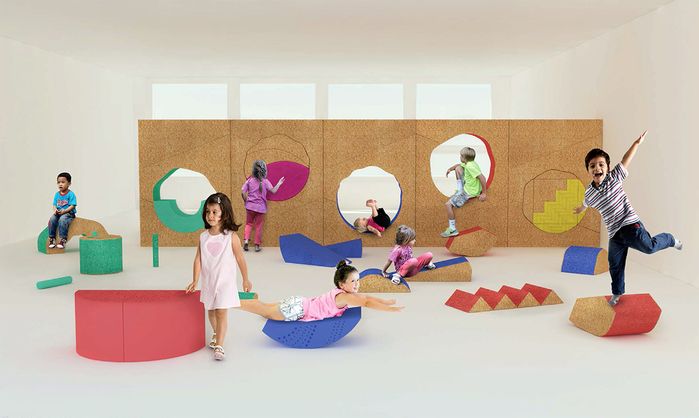 Kids Playing Objects, 2016/17