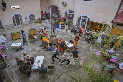 ORTE_bauvisite_ tangente festivalzentrum st poelten_löwinnenhof