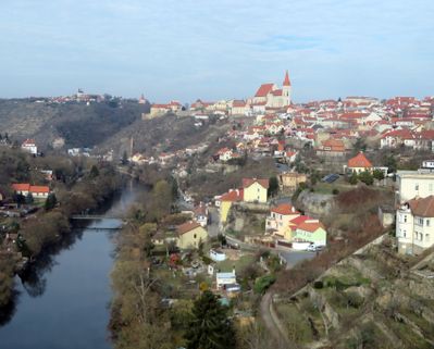 ORTE exkursion znojmo stadtansicht mit thaya