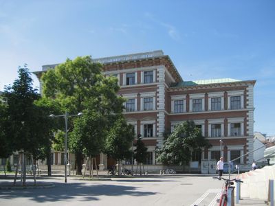 Evangelische Schule, Karlsplatz