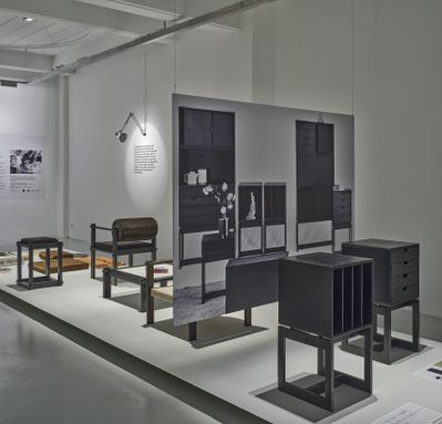 Blick in die Ausstellung "Egon Rainer: Ordnung und Lebendigkeit" im aut, Raum 1